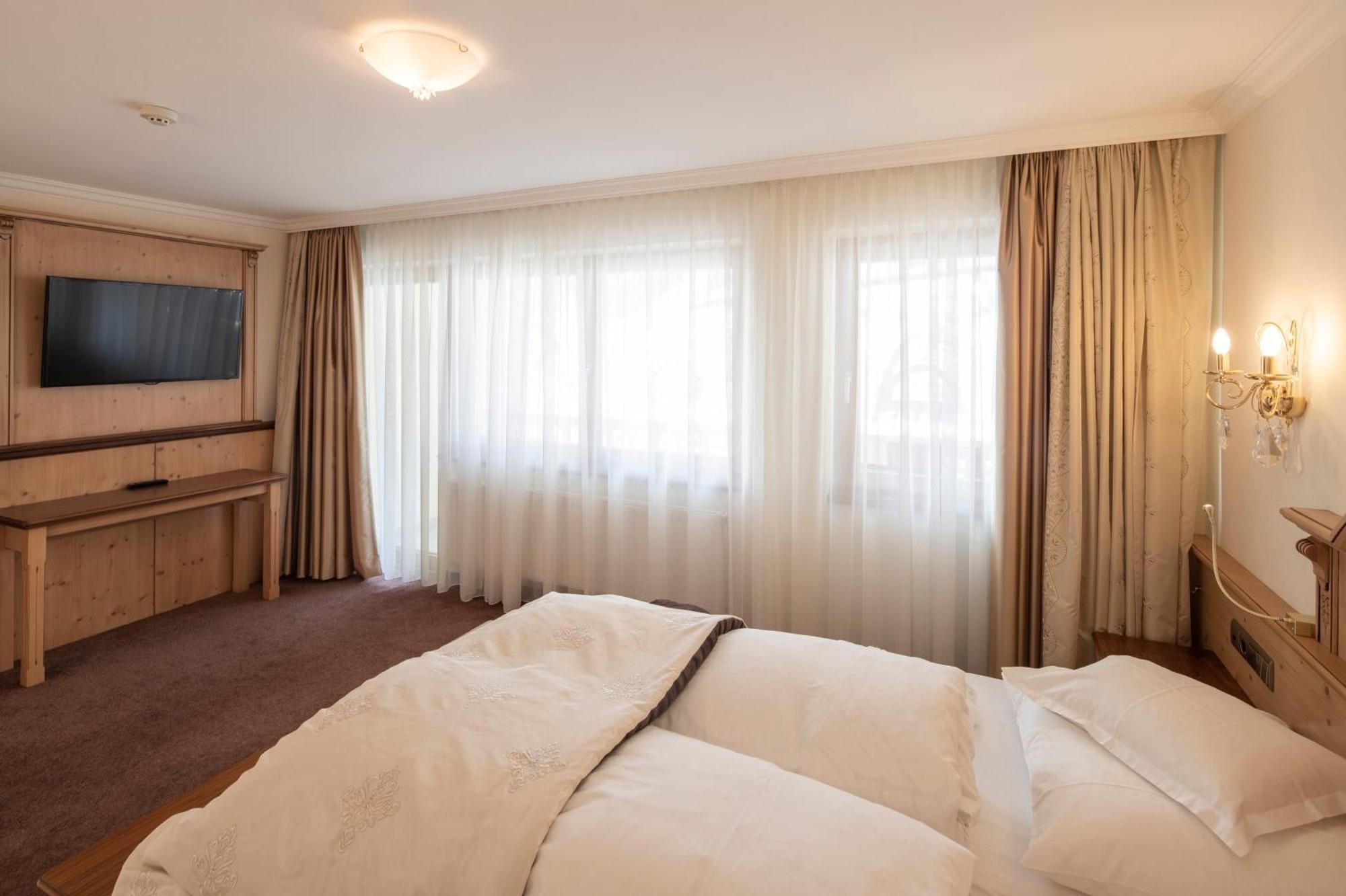 Hotel Superior Post 4*